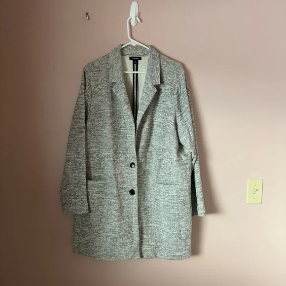💚Torrid Gray Blazer with Notched Lapels and Oversized Fit - Picture 1 of 6